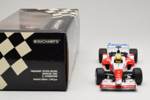 Toyota TF105 #17 R. Schumacher Panasonic Toyota Racing Showcar 2005 Minichamps 1:18 100050087 Kov – obrázek 6 z 7