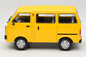 Toyota TJ110 Tianjin Huali Žlutý OEM 1:18 TOYOTA014 Kov – obrázek 4 z 8