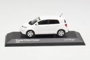 Toyota Urban Cruiser Bílý Minichamps 1:43 400166960 Kov