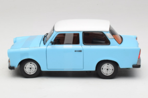 Trabant 601 Deluxe Modrý Bílý Sun Star 1:18 4286 Kov – obrázek 3 z 6