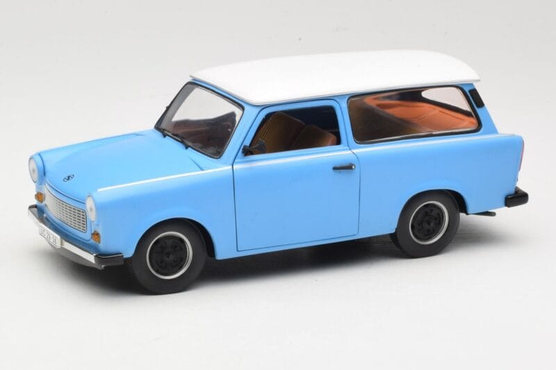 Trabant 601 Kombi Modrý Sun Star 1:18 4272 Kov