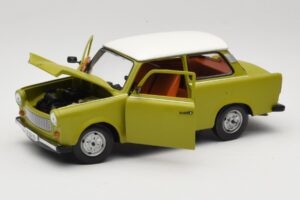 Trabant 601 Zelený Sun Star 1:18 4289 Kov – obrázek 2 z 8