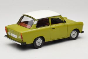 Trabant 601 Zelený Sun Star 1:18 4289 Kov – obrázek 3 z 8