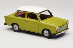 Trabant 601 Zelený Sun Star 1:18 4289 Kov – obrázek 6 z 8