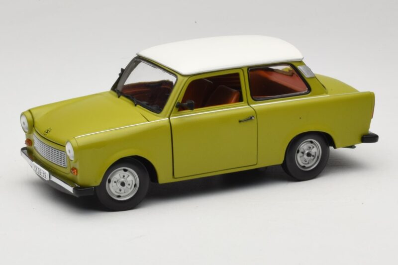 Trabant 601 Zelený Sun Star 1:18 4289 Kov