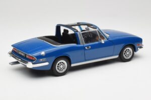 Triumph Stag Mk1 Sapphire Blue Revell 1:18 8815 Kov – obrázek 3 z 8