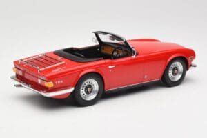 Triumph TR6 PI Červený Minichamps 1:18 155132031 Kov – obrázek 2 z 6
