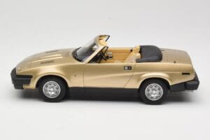 Triumph TR7 DHC Zlatý BoS Models 1:18 BOS221 Pryskyřice – obrázek 3 z 6