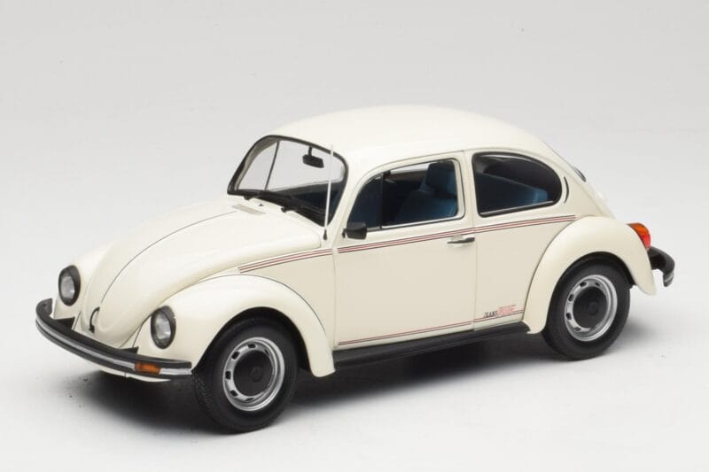 Volkswagen 1200 Jeans Bug Bílý Minichamps 1:18 150057101 Kov