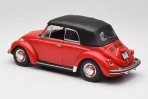 Volkswagen 1302 LS Kabriolet Červený Revell 1:18 08470 Kov – obrázek 7 z 8