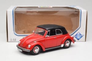 Volkswagen 1302 LS Kabriolet Červený Revell 1:18 08470 Kov – obrázek 8 z 8
