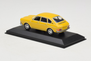 Volkswagen 411 Žlutý Minichamps 1:43 VW005 Kov – obrázek 3 z 4