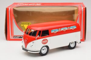 Volkswagen T1 Combi Coca-Cola Solido 1:18 9512 Kov – obrázek 8 z 8
