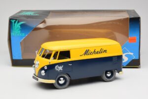 Volkswagen T1 Combi Michelin Černý & Žlutý Solido 1:18 9406 Kov – obrázek 8 z 8
