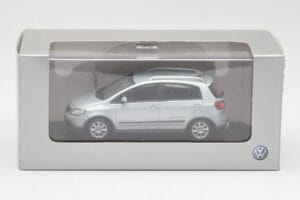 Volkswagen Cross Golf Mk5 Stříbrný Minichamps 1:43 GOLF003 Kov – obrázek 4 z 4