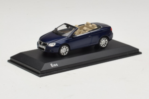 Volkswagen Eos Kabriolet Modrý Minichamps 1:43 1F0099300D5Q Kov – obrázek 2 z 5