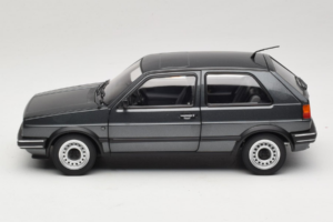 Volkswagen Golf Mk2 CL Grey Metallic Norev 1:18 188556 Kov – obrázek 4 z 8