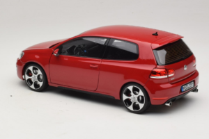 Volkswagen Golf GTI Mk6 Tornado Red Norev 1:18 188504 Kov – obrázek 4 z 8
