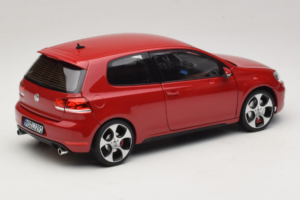 Volkswagen Golf GTI Mk6 Tornado Red Norev 1:18 188504 Kov – obrázek 5 z 8
