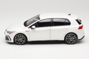 Volkswagen Golf GTI Mk8 White Metallic Norev 1:18 188593 Kov – obrázek 4 z 8