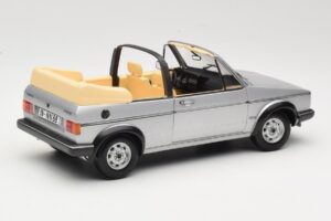 Volkswagen Golf Mk1 Kabriolet Stříbrný Sun Star 1:18 VW004 Kov – obrázek 3 z 8