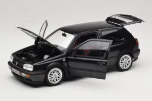 Volkswagen Golf Mk3 GTI Black Metallic Norev 1:18 188415 Kov – obrázek 2 z 8