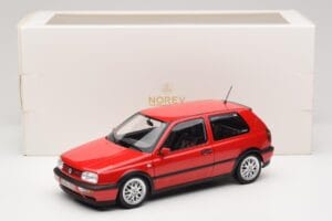 Volkswagen Golf Mk3 GTI Flash Red Norev 1:18 188418 Kov – obrázek 8 z 8