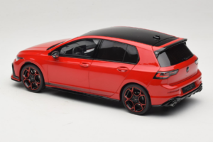 Volkswagen Golf Mk8 GTI 50th Edition Tornado Red Otto 1:18 OT1322 Pryskyřice – obrázek 5 z 6