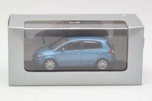 Volkswagen Golf Plus Mk5 Blue Metallic Minichamps 1:43 GOLF002 Kov – obrázek 4 z 4