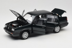 Volkswagen Jetta Mk3 CL Černý Icartime 1:18 JETTA001 Kov – obrázek 2 z 8