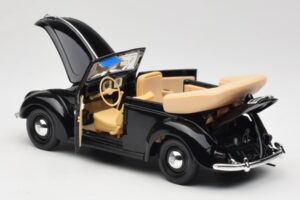 Volkswagen Brouk Kabriolet Černý Maisto 1:18 37800-M6 Kov – obrázek 5 z 8