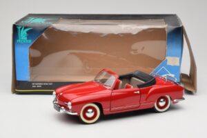 Volkswagen Karmann Ghia Kabriolet Červený Solido 1:18 8058 Kov – obrázek 8 z 8