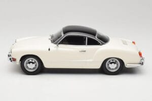 Volkswagen Karmann Ghia Krémový Černý Minichamps 1:18 155054021 Kov – obrázek 3 z 6