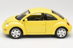 Volkswagen New Beetle Žlutý Bburago 1:18 BEETLE001 Kov – obrázek 4 z 8
