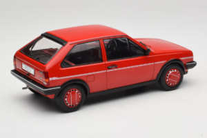 Volkswagen Polo II Coupe Fox MCG 1:18 MCG18523 Kov – obrázek 2 z 6