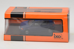 Volkswagen Polo Mk3 Modrý IXO 1:43 CLC579N Kov – obrázek 4 z 4