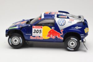 Volkswagen Race Touareg #305 Volkswagen Motorsport M. Miller / R. Pitchford Dakar Rally 2009 Norev 1:18 188466 Kov – obrázek 4 z 7