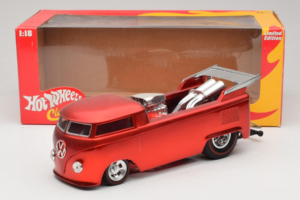 Volkswagen T1 Truck Červený Hot Wheels 1:18 J2895 Kov – obrázek 8 z 8