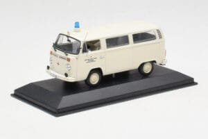 Volkswagen T2 Ambulance DRK Minichamps 1:43 400053090 Kov – obrázek 2 z 4