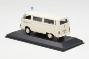 Volkswagen T2 Ambulance DRK Minichamps 1:43 400053090 Kov – obrázek 3 z 4