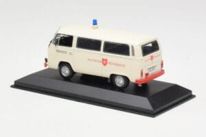 Volkswagen T2 Ambulance Malteser Hilfsdienst Minichamps 1:43 400053092 Kov – obrázek 3 z 4