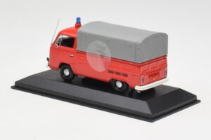 Volkswagen T2 Flatbed Hasiči Dortmund Minichamps 1:43 400053290 Kov – obrázek 3 z 4