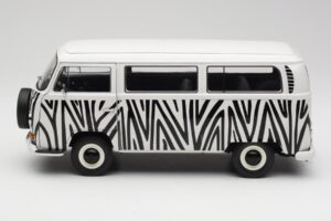 Volkswagen T2a Bus Safari Schuco 1:18 191 Kov – obrázek 4 z 8