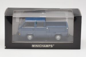Volkswagen T3 Double Cab Flatbed Modrý Minichamps 1:43 400055260 Kov – obrázek 4 z 4