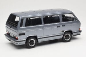 Volkswagen T3 Porsche B32 Minibus Modrý KK-Scale 1:18 KKDC180221 Kov – obrázek 2 z 6