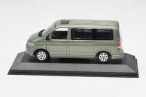 Volkswagen T5 Bus Fresco Green Minichamps 1:43 T5001-B Kov