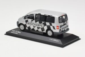 Volkswagen T5 Bus Minichamps Edition Minichamps 1:43 400052202 Kov – obrázek 3 z 4