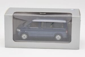 Volkswagen T5 Bus Shadow Blue Minichamps 1:43 842902102 Kov – obrázek 4 z 4