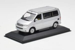 Volkswagen T5 California Stříbrný Minichamps 1:43 7H8099300GPA7W Kov – obrázek 2 z 4