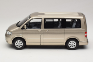 Volkswagen T5 Multivan Beige Metallic Norev 1:18 188602 Kov – obrázek 3 z 8